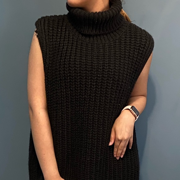 ❗️LAST PRICE DROP❗️BUY ME NOW❗️Knitted vest (H&M) - Picture 1 of 5